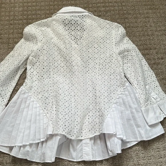 Anthropologie HD Paris Eyelet Empire white pleated blouse size 6 - Picture 7 of 7